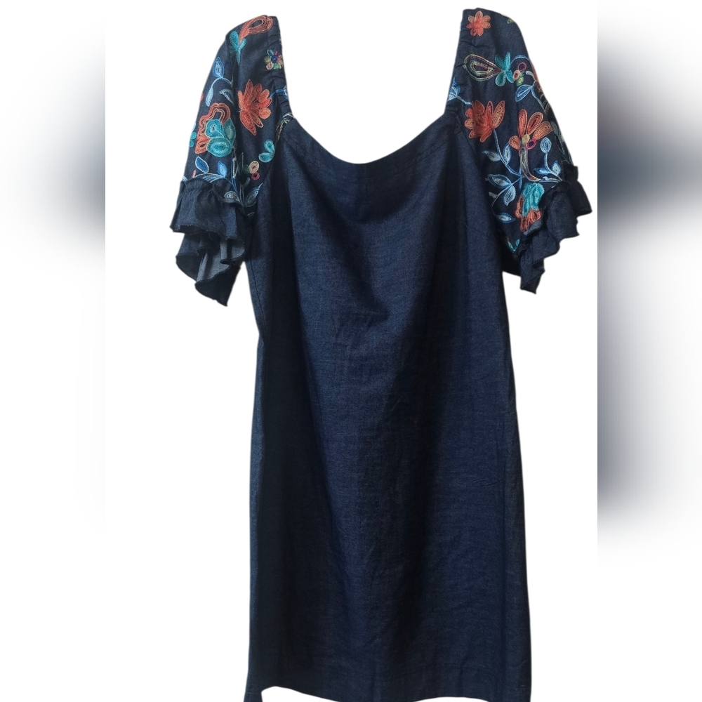 Signature By Robbie Bee Denim Dress with Embroidered Floral Sleeves Size 6